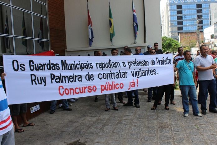 Na prefeitura, Guardas Municipais pedem remanejamentos e concurso