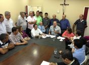 Em Arapiraca, Renan anuncia retomada de obras ao lado de Célia e Luciano