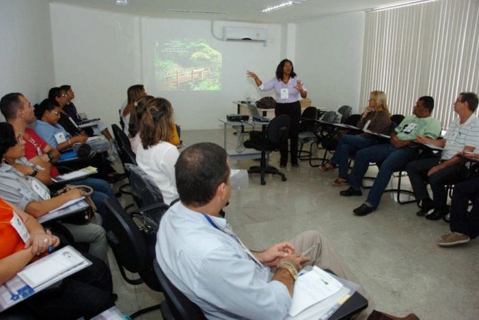 Servidores da Saúde de Maceió no treinamento.