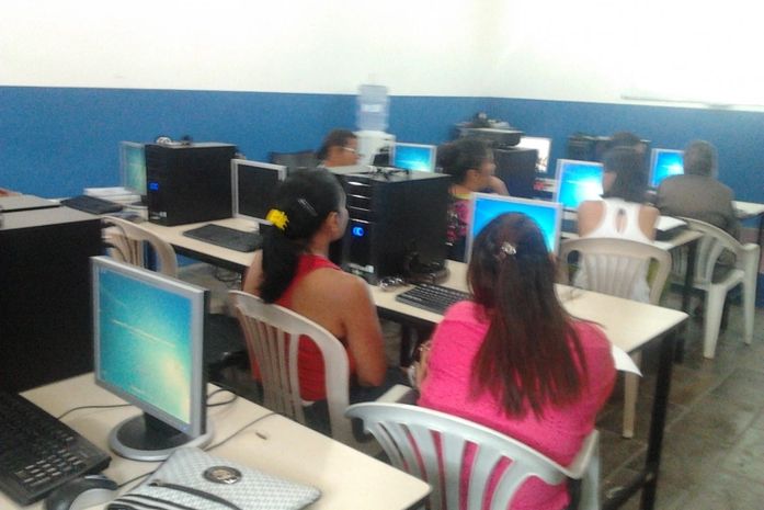 Projeto estimula a inclusão digital de professores em Anadia