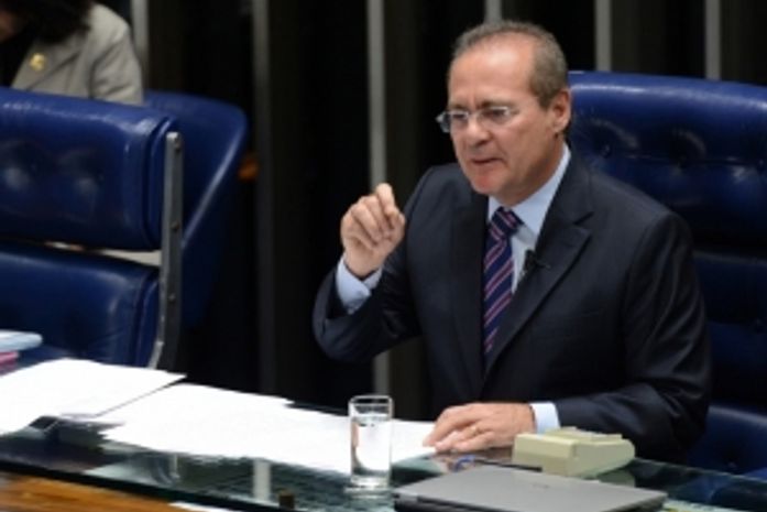 Presidente do Senado diz que governo precisa reforçar segurança de informações