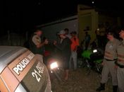 PM foi acionada após “farra” em porta de escola