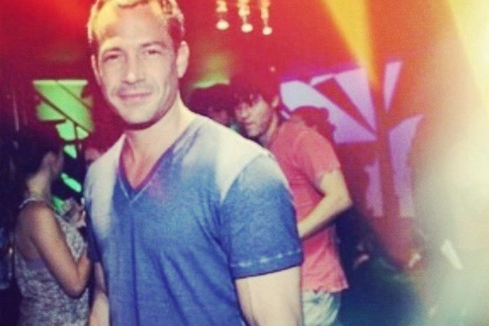 Malvino Salvador posta foto durante RiR em rede social: 'Livre, leve e solto'