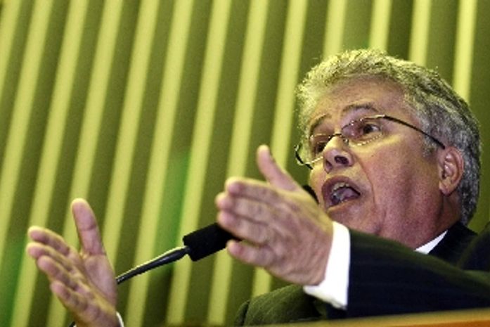 Nonô fala sobre construção das casas populares na Câmara de Viçosa