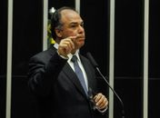 Com saída do PSB da governo, Bezerra deve entregar cargo nesta quinta