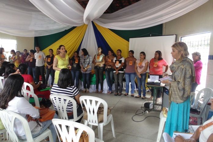 Geempa promove ciclo de estudos para alfabetizadores de Lagoa da Canoa