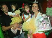 Giovanna Antonelli comemora aniversário de três anos das filhas gêmeas Sofia e Antonia