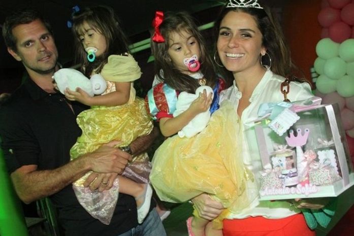 Giovanna Antonelli comemora aniversário de três anos das filhas gêmeas Sofia e Antonia