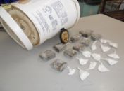 Droga estava no fundo falso de um balde