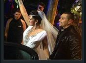 Em lua de mel, Moranguinho rebate críticas a festa de casamento: 'Foi a noite perfeita'
