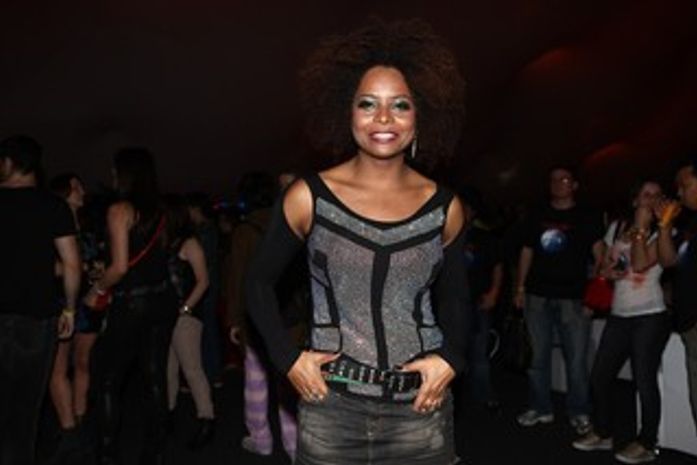 Adriana Bombom nega que vá entrar para a política: 'Meu foco é o meu trabalho'