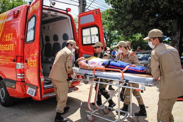Simulação de socorro mobiliza órgãos na parte alta de Maceió