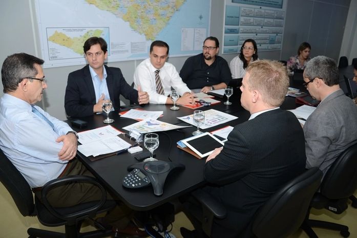 Reunião na Seplande