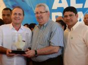 Renan com os presidentes nacional e estadual da CSB, Antônio Neto e Ed Sampaio