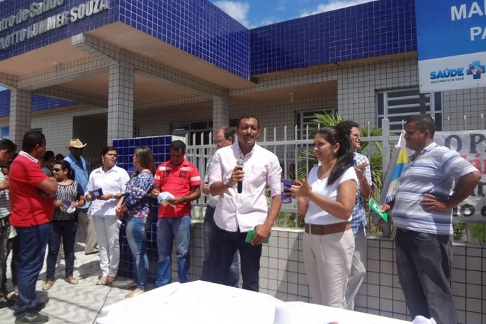 Prefeitura de Porto Real do Colégio comemora ‘’ O Dia do Coração e do Secretário‘’