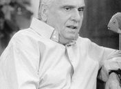 Ator Jorge Dória é internado em estado grave em hospital no Rio