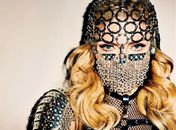 Madonna vira dominatrix em novo ensaio para revista de moda 