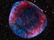 Explosão de estrela 4D pode ser origem do universo, diz estudo