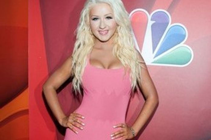 Corpo em forma! Christina Aguilera perde quase 40kg com dieta e cirurgia plástica, diz site