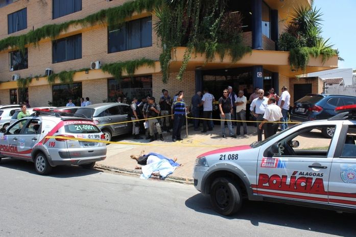 Empresário é executado ao reagir a assalto em frente a laboratório