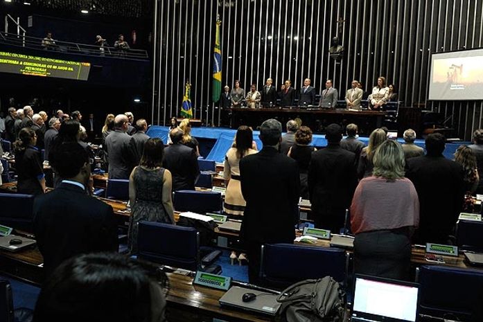 Renan comemora os 60 anos de criação da Petrobras