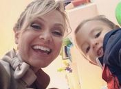 Momento mamãe babona! Eliana posta foto com filho e se declara: "meu mundo ideal"