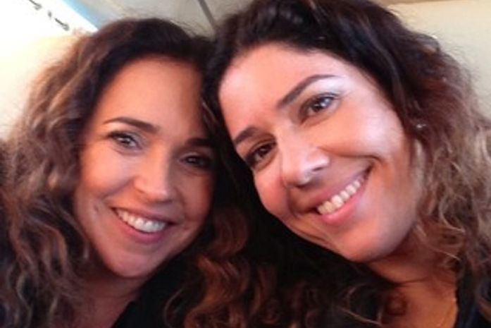 Aliança de casamento de Daniela Mercury terá flores de brilhantes 