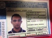 Criminosos executam jovem em frente a sua residência