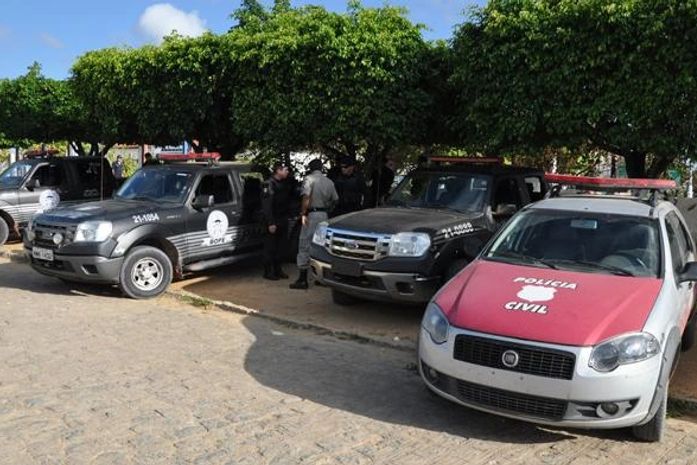 Equipes das Polícias Militar e Civil participaram da ação