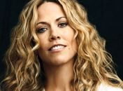 Cantora Sheryl Crow viu Lance Armstrong se dopar, diz livro