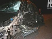 Colisão entre carro e van deixa três pessoas feridas na AL-145 