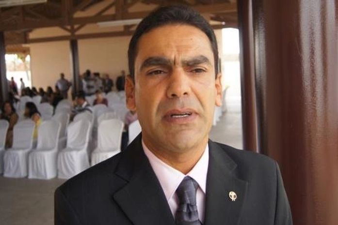 Prefeito de São Sebastião, Charles Pacheco.
