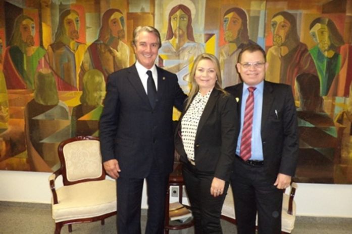 Reunião define implantação de uma agência da Caixa Econômica em Major Izidoro