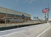 Assalto à residência começa com abordagem de vítima em supermercado da capital