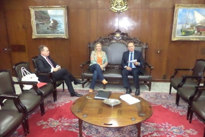 Santana Mariano é recebida pelo Presidente do Congresso Nacional, em Brasilia