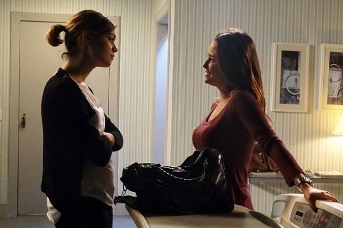 Malu avisa que vai denunciar Amora e ouve da it-girl: 'Já tive vontade de te matar'