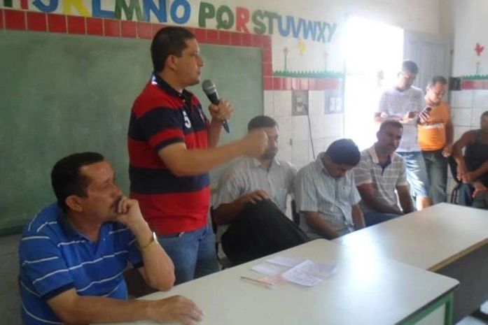 Fabinho presta contas a moradores de povoado em Girau