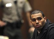 Chris Brown é fichado e liberado sem pagar fiança em caso de briga, diz site