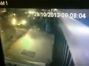 Vídeo mostra ação de bandidos durante assalto na Ponta Verde