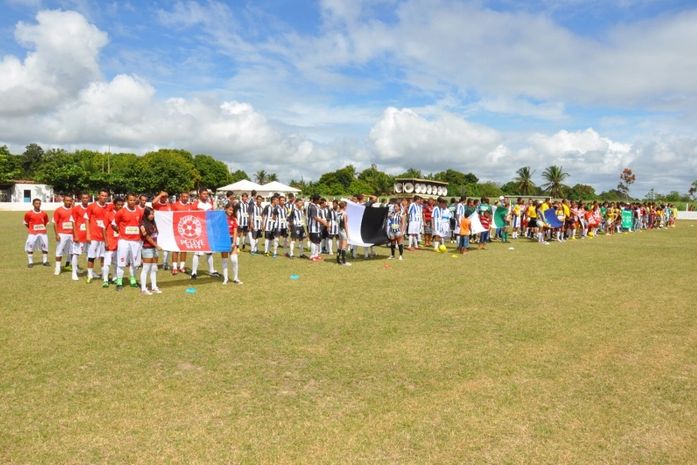 Prefeitura de Limoeiro abre neste domingo Campeonato Municipal de Futebol Amador 2013