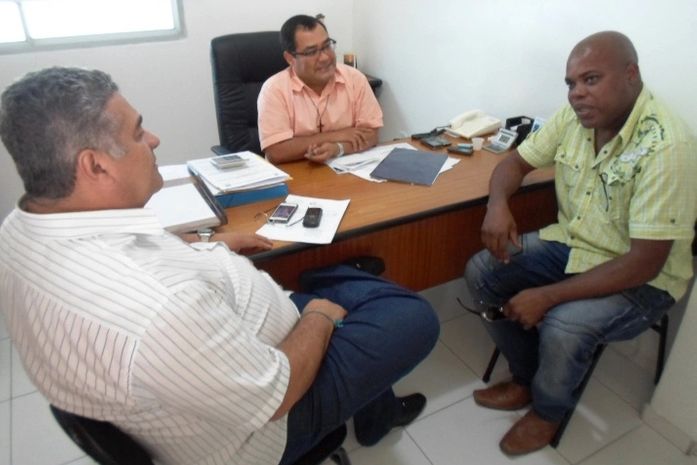 Prefeito George Clemente dá boas vindas a médico cubano