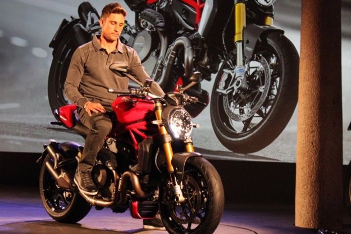 Ducati revela Monster 1200, de 135 cv, que chega ao Brasil no ano que vem