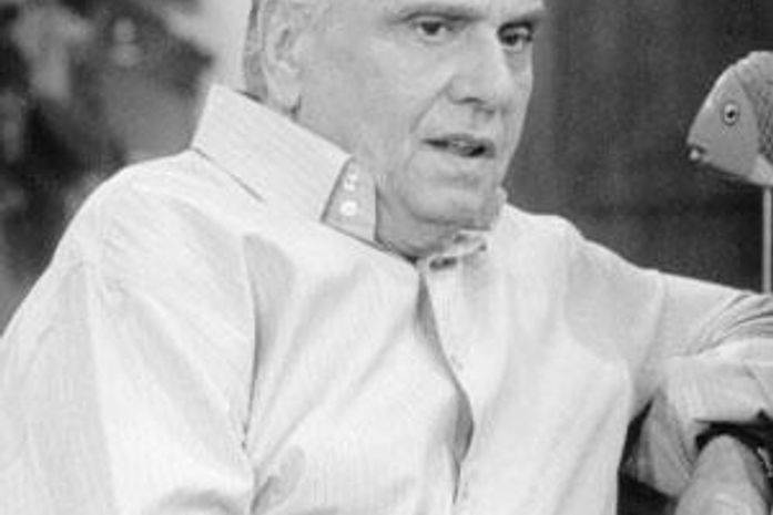 Piora estado de saúde do ator Jorge Dória; médicos aumentam medicação