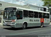Menores são apreendidos em terminal de ônibus após assalto a coletivo
