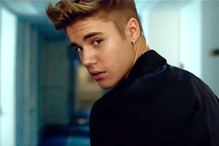 Fã diz que discutiu com Justin Bieber e teve pneu furado pela equipe do cantor