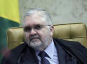 Ex-procurador Roberto Gurgel se aposenta após 30 anos no MP