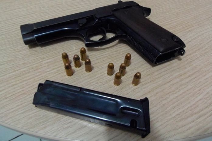 Menor é apreendido com pistola em Maceió