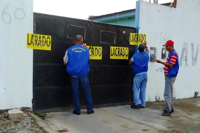 SMCCU interdita estabelecimentos em Maceió