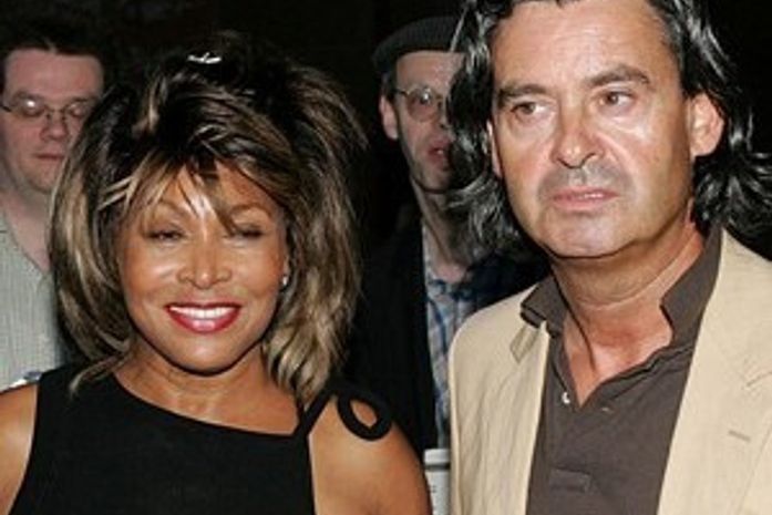Cantora Tina Turner renuncia à cidadania norte-americana, diz jornal