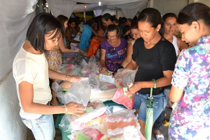 “Projeto Bazar” envolve usuários do CRAS em Lagoa da Canoa